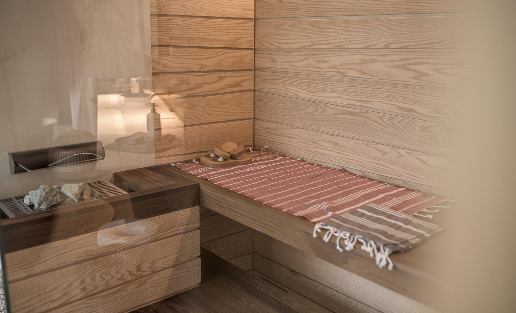 Elements raubling muc 1273